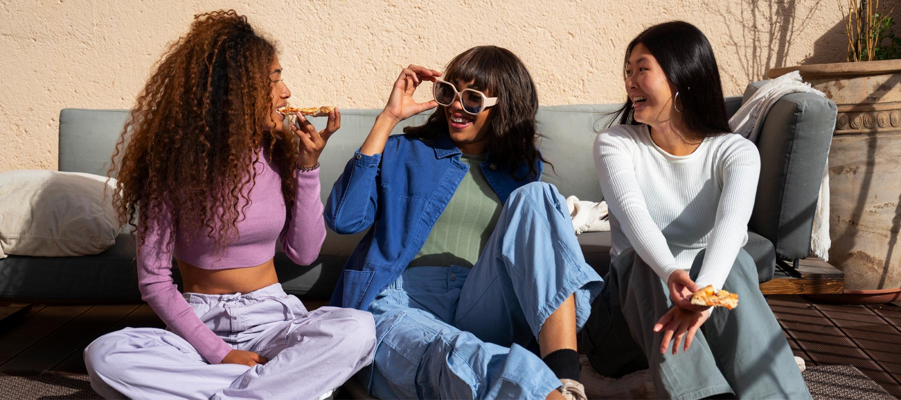 MAKE EVERY MOMENT COUNT | SIMPLE YET THOUGHTFUL WAYS TO SPEND QUALITY TIME WITH YOUR BEST FRIENDS