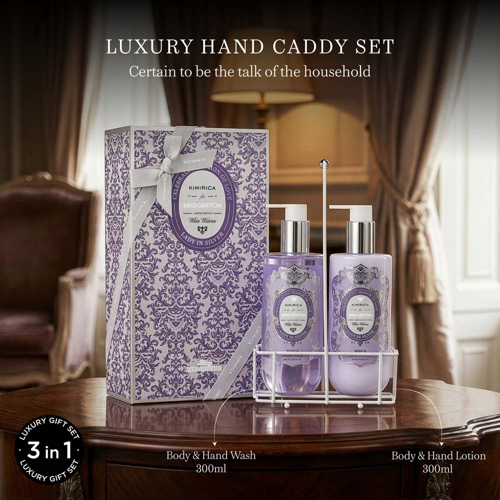 Lady in silver Home Duo